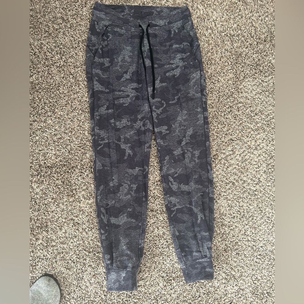 Lululemon Joggers